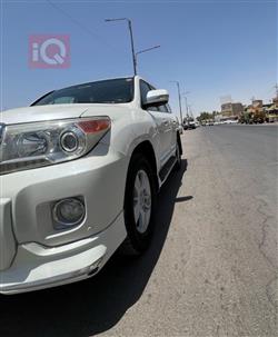 تۆیۆتا لاند کروزەر